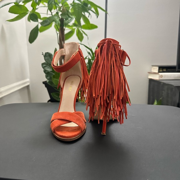 Nine West Hustle Fringe Suede High-Heel Sandals Orange - Picture 6 of 8